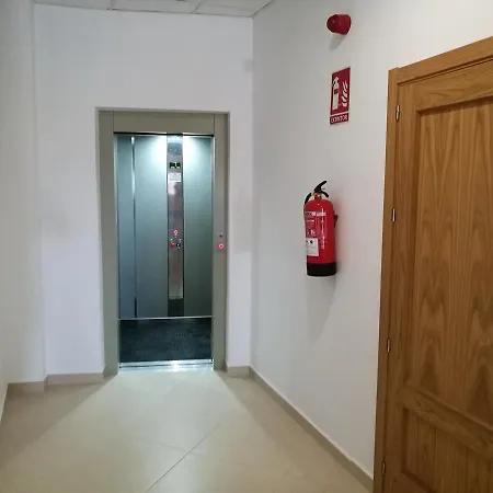 Hostal Restaurante El Poligono * La Roca de la Sierra