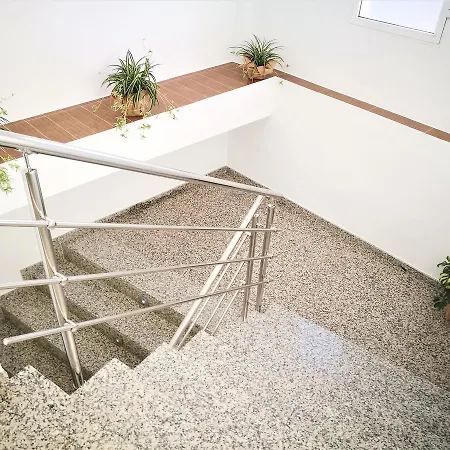 Hostal Restaurante El Poligono * La Roca de la Sierra